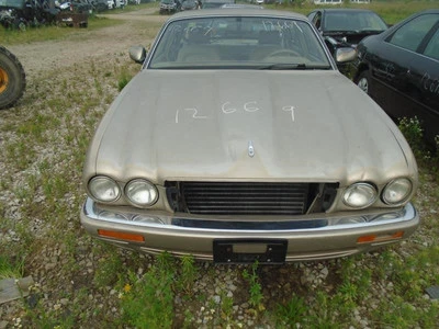 Rodilla delantera derecha pasajero para 95-97 XJ6 591022 Foto 1 de 4