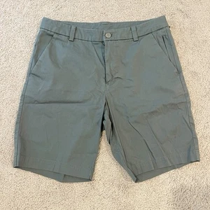 Lululemon Shorts Herren 30 Grün Chino Commission Short Relaxed Freizeit Reißverschluss Preppy - Bild 1 von 9