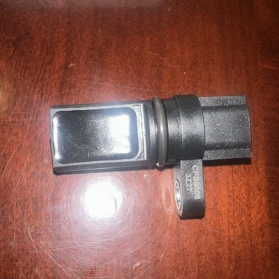 Right Engine Camshaft Position Sensor Hitachi  For 2005-2015 Nissan Xterra 2006 Foto 1 de 4