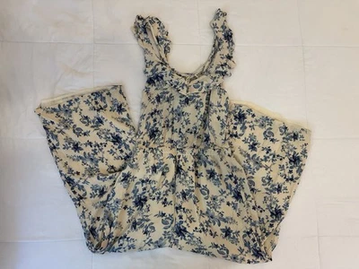 Mameluco con cordones floral blanco roto American Eagle | Talla pequeña | Nuevo sin etiquetas Foto 1 de 4