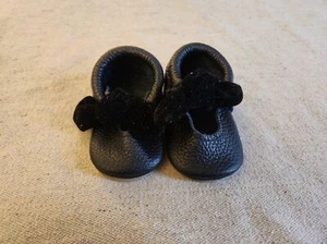 Freshly Picked bow moccasins hard sole size 3 - Picture 1 of 4