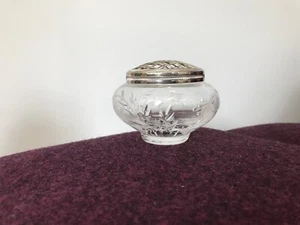 Stuart cut crystal Cascade fuchsia rose posy bowl - Picture 1 of 7