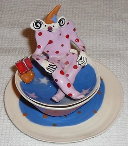Three piece unique artisan signed clown design ceramic cup, saucer and cover - Picture 1 of 1
