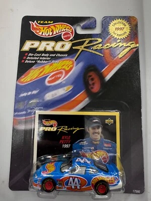 Team Hot Wheels Pro Racing NASCAR #44 1997 1ª edición Kyle Petty Foto 1 de 2
