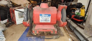 Amoladora de banco, motor de 1/3 HP, 6 pulgadas - Modelo C3562M3  - Imagen 1 de 11