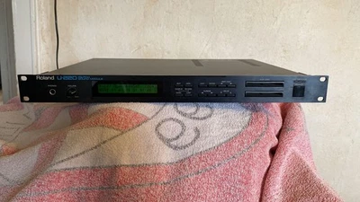Roland U-220 Soundmodul   Sound Expander Synthesizer, gebraucht - Bild 1 von 4
