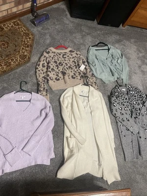 LOTE DE 5 SUÉTERES CÁRDIGANS MUJER NINE WEST, SO, LAUREN CONRAD TALLA L EN MUY BUENA CONDICIÓN Foto 1 de 4