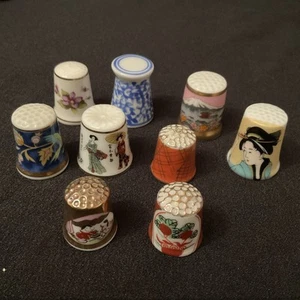 x9 Collectors Thimbles China Porcelain From Japan Vintage Lovely Condition - Foto 1 di 9