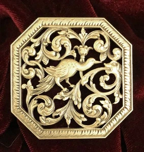 Vintage Williamsburg Art Museum brass Gold PEACOCK Bird dog Floral panel BROOCH - Picture 1 of 7