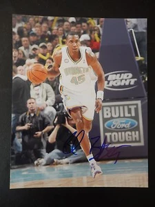 Fotografia autografata Rasual Butler 8" X 10" (#2) - Foto 1 di 2