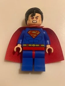 LEGO Juniors 10724 DC Super Heroes SUPERMAN Cape Minifigure Minifig 2" - Picture 1 of 3