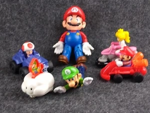 Nintendo Super Mario Spielzeug 6 Stück Konvolut - Bild 1 von 9