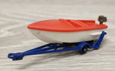Barco deportivo y remolque Matchbox Lesney de colección cubierta roja nº 48 Inglaterra Foto 1 de 4