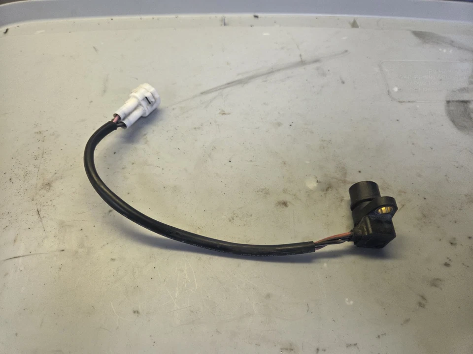 99 - 09 Yamaha V Star 1100 XVS1100 speed sensor  - Image 1 of 1