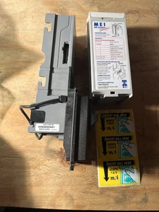 MEI MARS CPI VN 2412 U3 $1 $5 BILLETE VALIDADOR ACEPTADOR 24v - Imagen 1 de 5