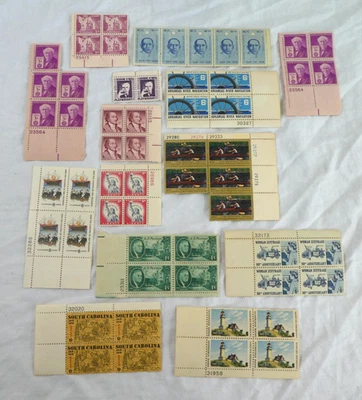 Lote surtido de 57 estampillas postales del Servicio Postal de los Estados Unidos nuevas nunca usadas de colección Foto 1 de 4