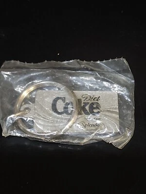НОВАЯ винтажная подлинная оловянная диетическая кока-кола с брелоком Splenda 1 3/4 дюйма США - Изображение 1 из 3