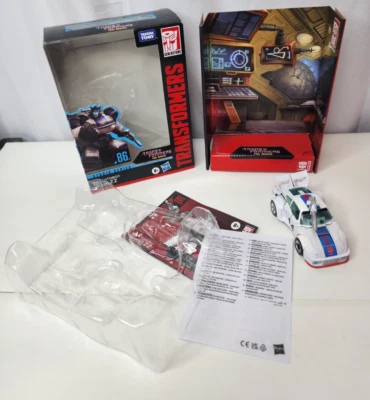Hasbro Transformers Studio Series 86-01 Deluxe Autobot Jazz Action Figure Comple - Image 1 of 4