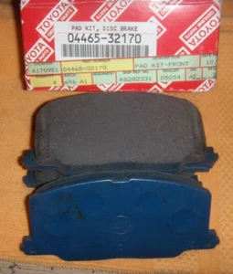 Genuine Toyota Camry Le, Dx & Std (1989-1991) Front Brake Pads 04465-32170 - Picture 1 of 1