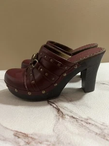 Vintage Y2K Bongo Clogs Size 6 Studded Vegan Leather Heeled Mules 2000s Trendy - Picture 1 of 11