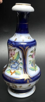 Vase en Porcelaine de BAYEUX ou VALENTINE Fleurs en Cartouches Polychromes - Photo 1/4