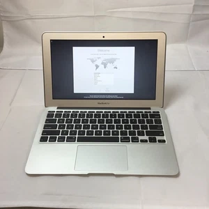 Apple MacBook Air (E2014) "Core i5" 11.6" 1.4 GHz 4 GB 128 GB SSD Grado C - Imagen 1 de 9