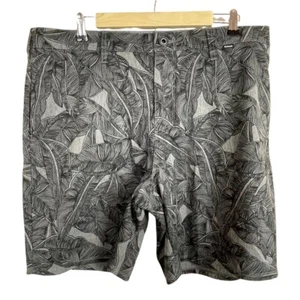 Hurley Phantom Men's Gray Black Palm Leaves Stretch Board Shorts Size 36 - Picture 1 of 8