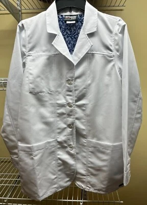 Women's Grey's Anatomy Classic 30" Lab Coat 4 Pocket Button Cuff Sz S White NWT - Image 1 of 4