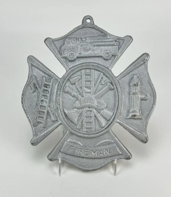 Fireman Plaque Maltese Firefighter Cross, cast iron wall hanging sign 9x8 inches - Image 1 of 4