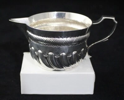 Antigua crema de plata esterlina 1886 victoriana Inglaterra John Septimus Beresford Foto 1 de 4