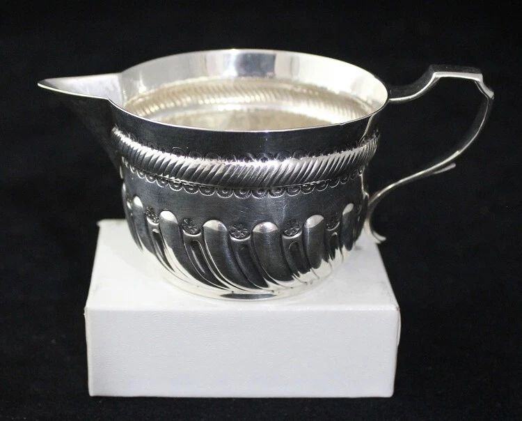 Antigua crema de plata esterlina 1886 victoriana Inglaterra John Septimus Beresford Foto 1 de 4