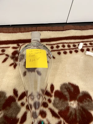 Chemglass  2L FUNNELS, SQUIBB, SEPARATORY - Image 1 of 2