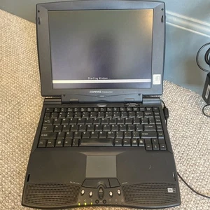 Compaq Presario 1255 Great Condition Turns On Microsoft Windows 98 - Picture 1 of 6