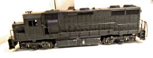 ATLAS GP FREIGHT DIESELUNDECORATED - TESTED - WORKS & LIGHTS - POSSIBLY GP-38 - Picture 1 of 6