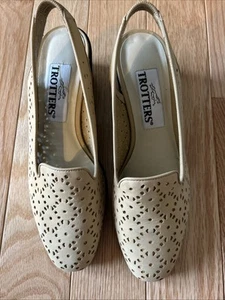 Trotters Women Beige Slingback Shoes Leather 7.5M Wedge 35-234 Susan NWOB - Picture 1 of 8