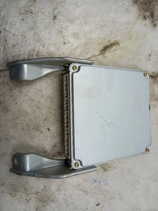 MÓDULO DE TABLERO ECM MOTOR ECU 2,4 L TOYOTA TACOMA SR5 97-98 - Imagen 1 de 12