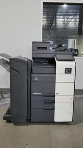 Konica Minolta Bizhub C650i color copier - Only 109K copies - 65 ppm color - Picture 1 of 8