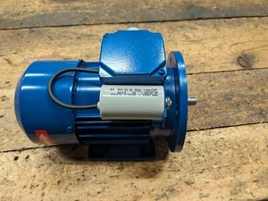 HIGH QUALITY SINGLE PHASE ELECTRIC MOTOR 0.55kw 3/4hp 2800RPM 230V B35 71 FRAME - Picture 1 of 4