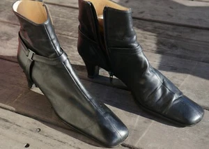 Salvatore Ferragamo Italian black leather Vintage used boots 8 1/2 4A - Picture 1 of 5