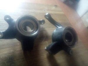 2017 arctic cat 500 alterra 4x4 front spindles/ knuckles - Picture 1 of 6
