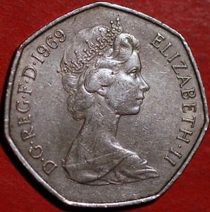 United Kingdom 50 New Pence 1969 Elizabeth II 2nd portrait KM# 913 - Picture 1 of 2