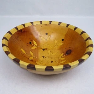 Vintage Handmade 8" Wood Bowl Marquetry Design Two Color Wood Decorative Border - Picture 1 of 9