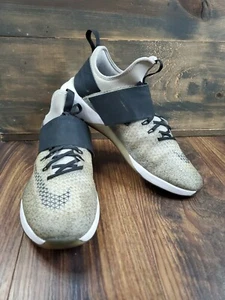Nike Air Zoom Strong Athletic Active Shoes Grey Black 843975-100 Womens Size 10 - Picture 1 of 7