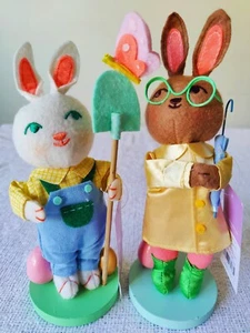 Couple Of Soft Easter Bunnies Figurine Spritz Raincoat w Umbrella & Farmer '22 - Picture 1 of 7