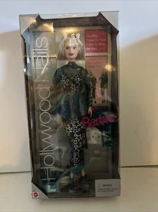 Barbie Hollywood Nails New - Picture 1 of 12