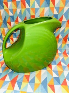 NEW with tag FIESTA LARGE DISK PITCHER Shamrock Green Fiestaware disc 67 OZ - Bild 1 von 7