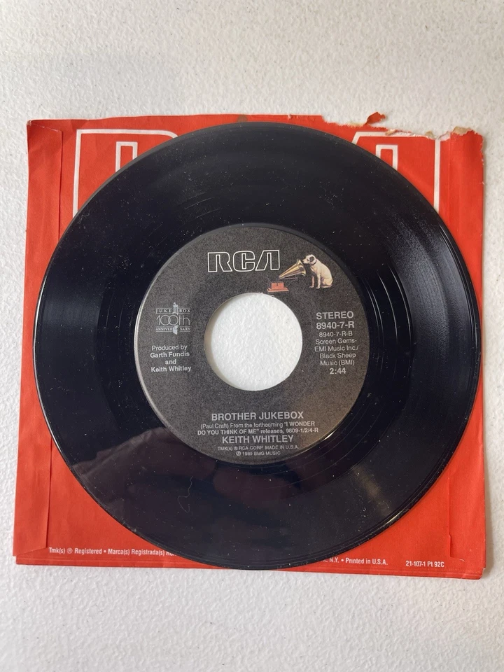 Keith Whitley 45rpm Vinyl Record - Country Music - Image 1 of 2