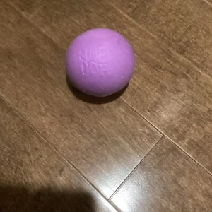 NeeDoh Stress Ball - Picture 1 of 2