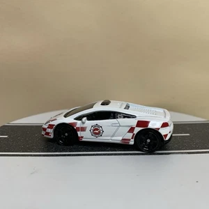 Matchbox Lamborghini Gallardo Police Airport Security White/Red 1:64 NM - Picture 1 of 12