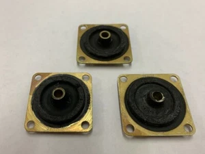 GATES RUSSCO QRK Turntable Rubber Isolator (3 pieces) NEW ships worldwide - Picture 1 of 4